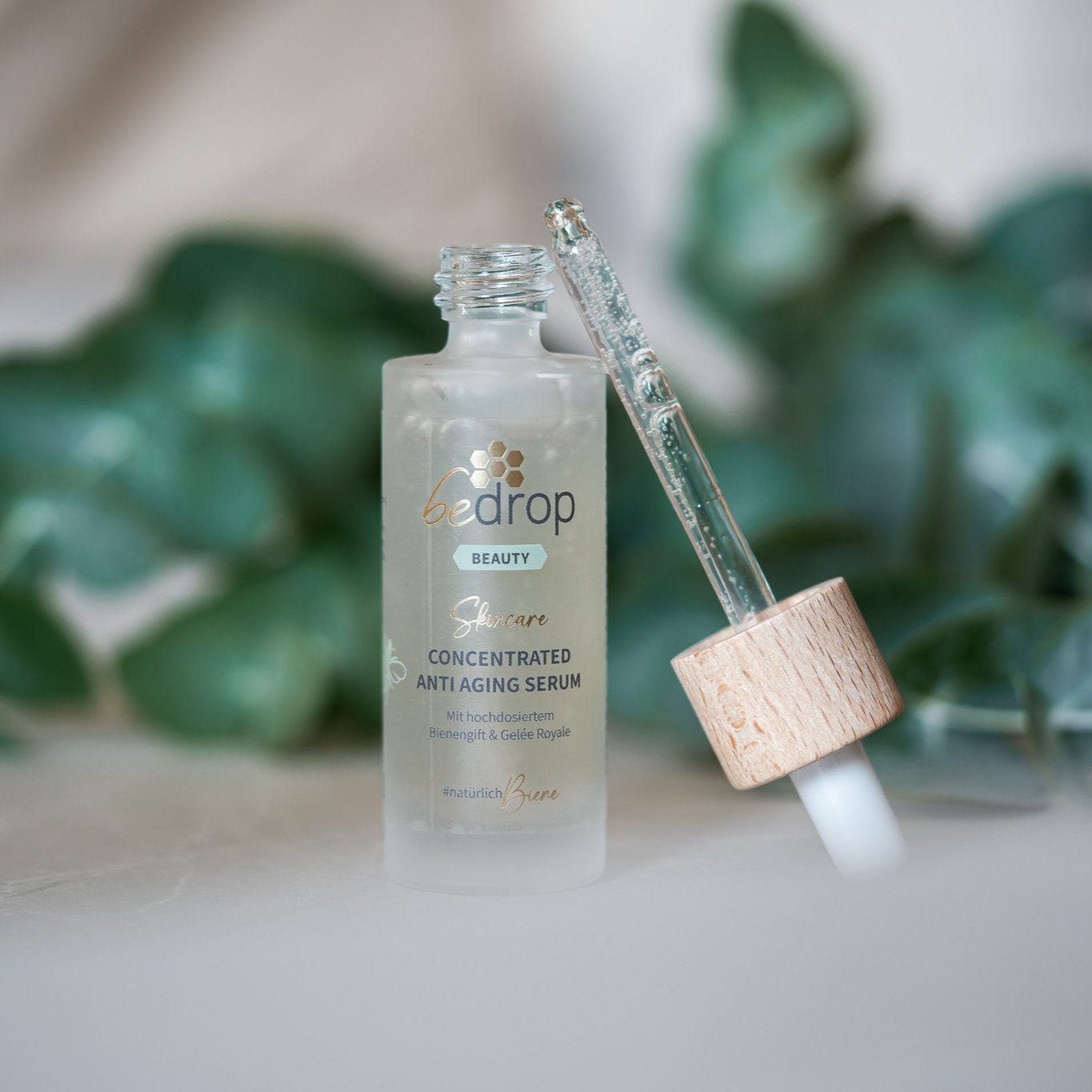 Set di valore: 3x CONCENTRATED ANTI AGING SERUM / siero per il viso con veleno d'api e pappa reale ad alto dosaggio - 30ml