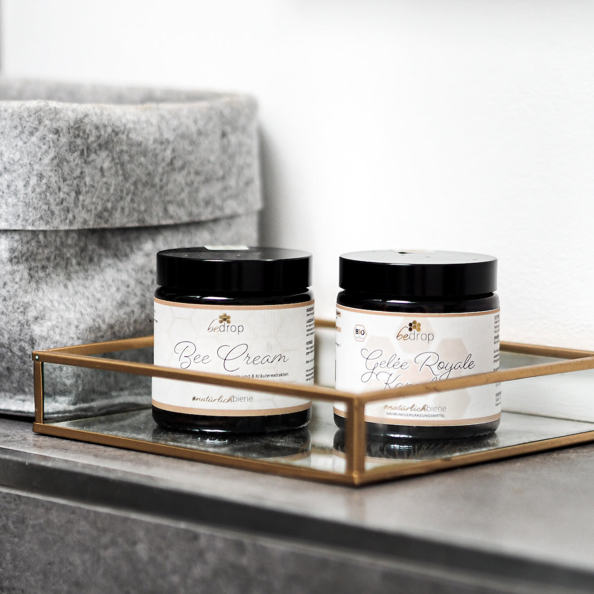 Set benessere | Crema d'api (pomata al veleno d'api) + capsule di pappa reale