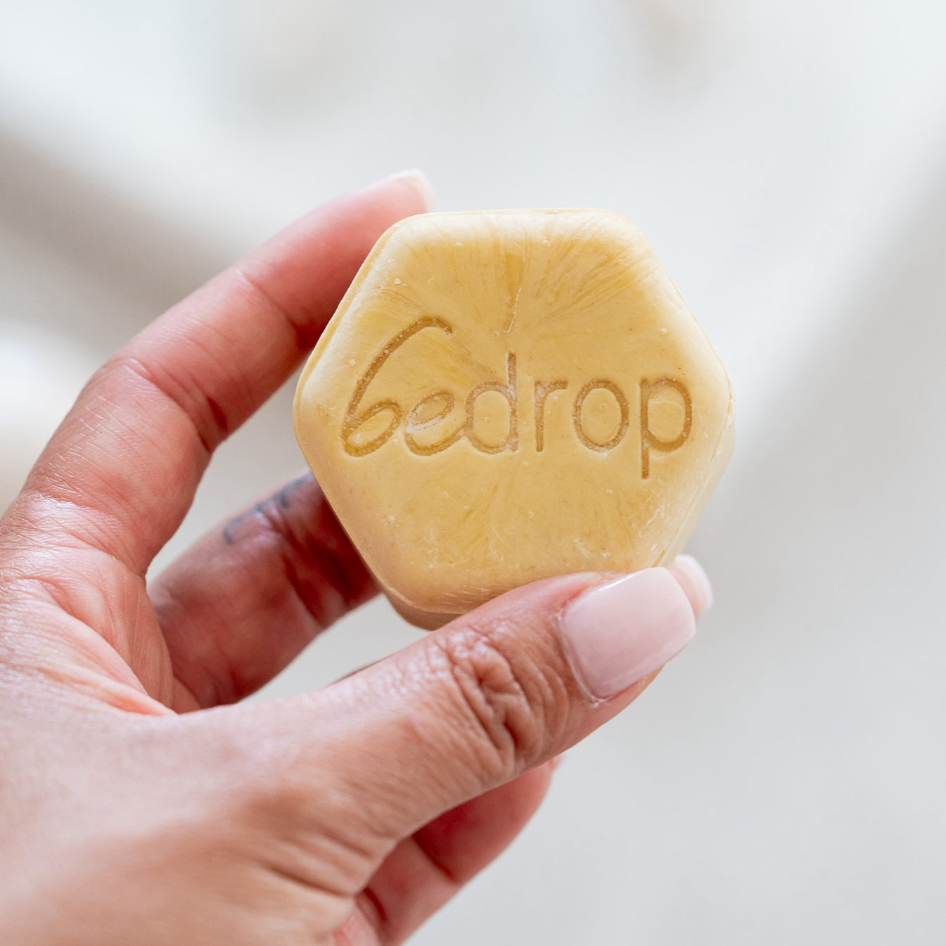 Set per la cura dei capelli BEELIXIR con shampoo solido, balsamo e olio per capelli